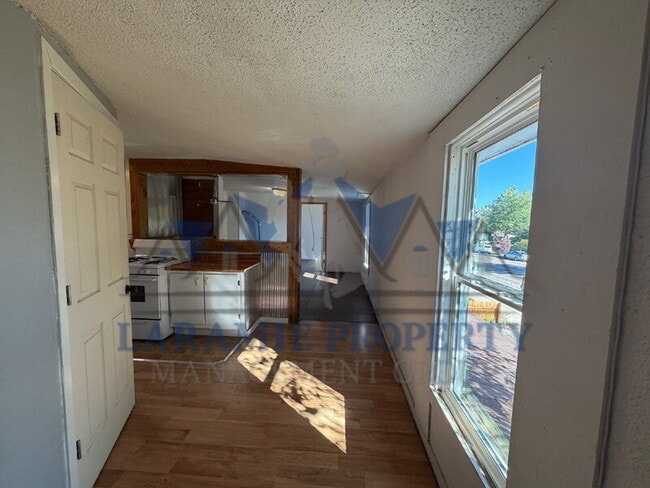 Photo - 614 S 5th St Unidad 3