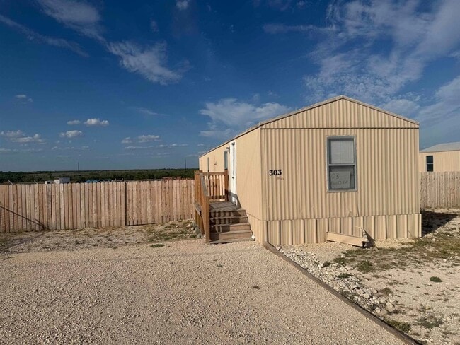303 Lewis Dr