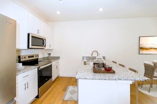 Photo - 2454 Legg Ln