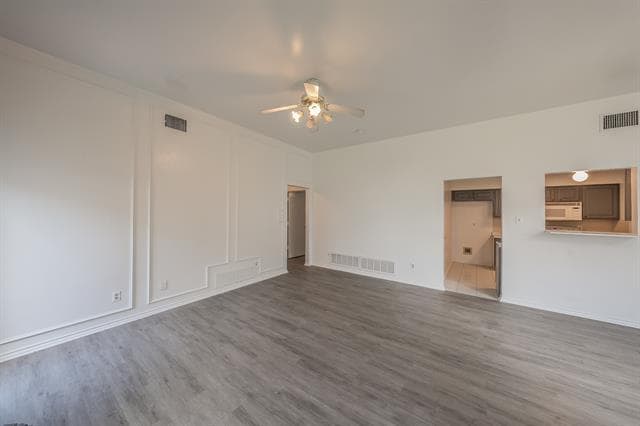 Photo - 3031 Lela St