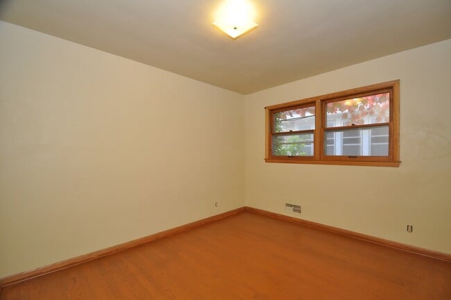 Photo - 3036 S Delaware Ave