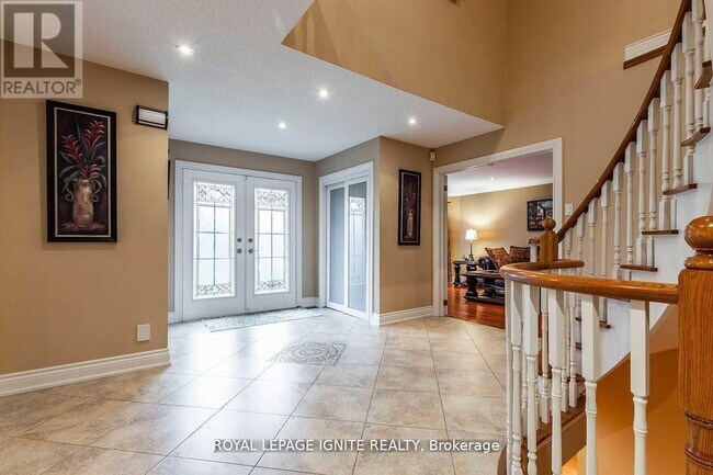 Photo - 16 Chalmers Ct