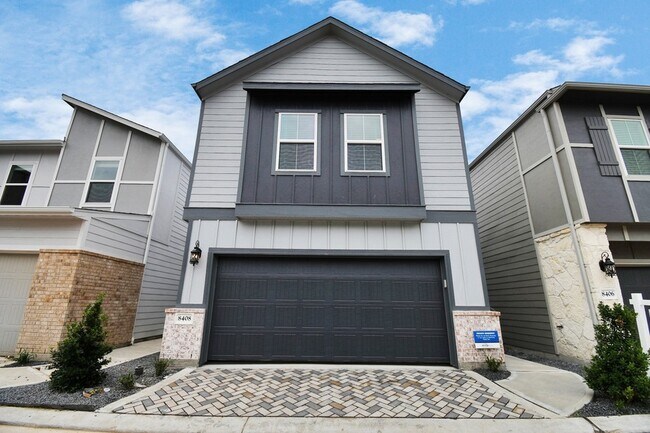 8408 Rising Stream Dr