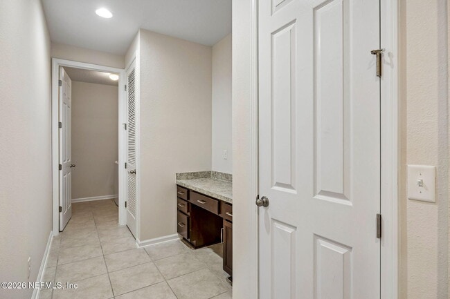 Photo - 3061 Alpin Dr