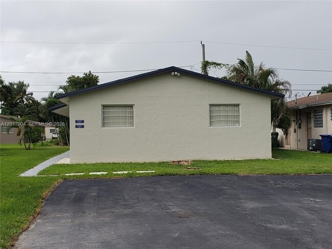 Building Photo - 25430 SW 107th Ave Unit 25430