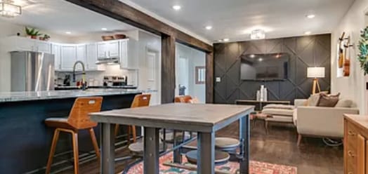 Photo - 524 Norton Ave