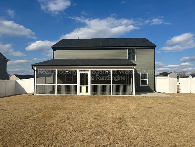 262 Hunting Wood Dr
