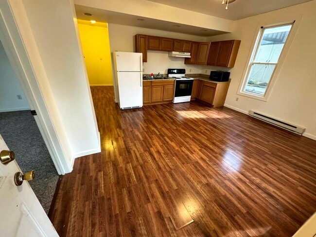 Photo - 24 Hill St Condo Unit A