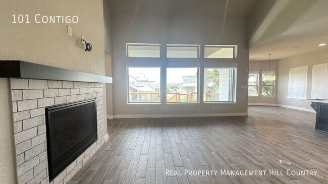 Photo - 101 Contigo-