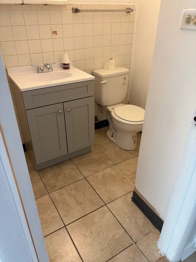 12418 S Harding Ave Unit 2W