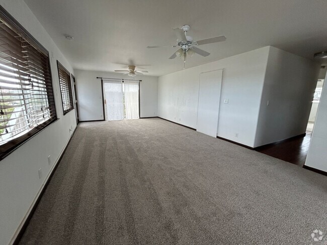 Building Photo - Spacious 3 Bedroom/2 Bathroom in Moanalua ... Rental