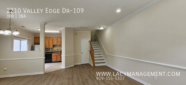 Photo - 2210 Valley Edge Dr
