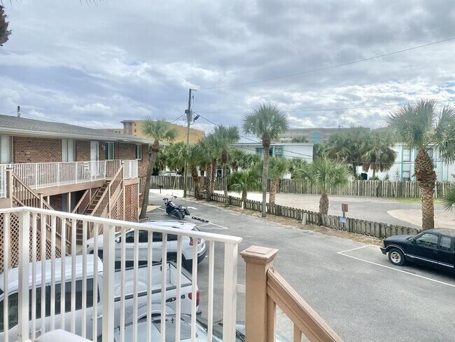 315 Bream Ave