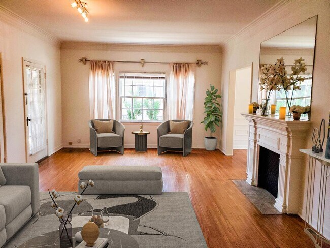 LIVING ROOM - 6328 Orange St Unit Upper Rear