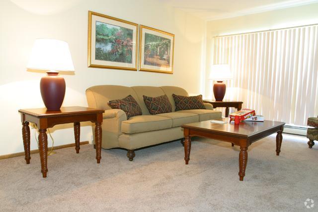 Living Room - ReNew at the Grove