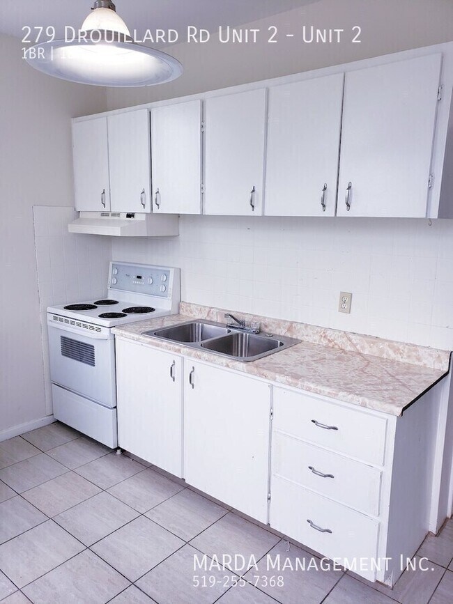 Photo - COZY 1 BED/1 BATH UNIT IN SECURE BUILDING + HYDRO & FREE WIFI!! Unit 2