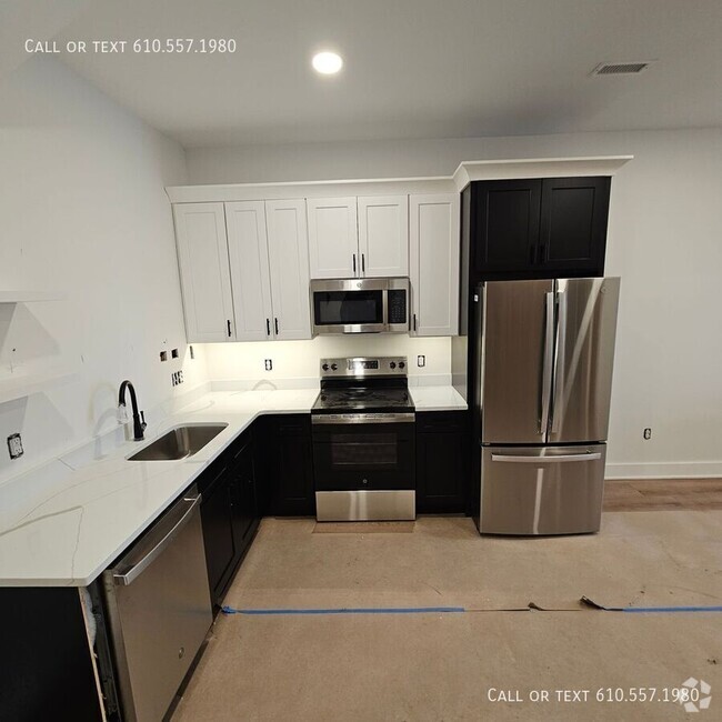 Building Photo - NEW CONSTRUCTION:  Luxury 1 Bedroom Apartm... Unit 3 Rental