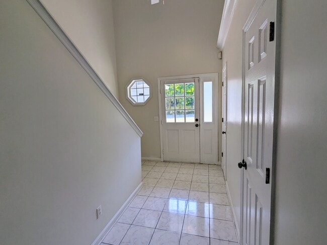 Photo - 104 Kings Ct