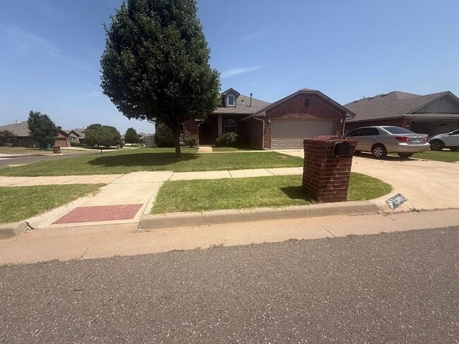 Building Photo - 11309 NW 99th St