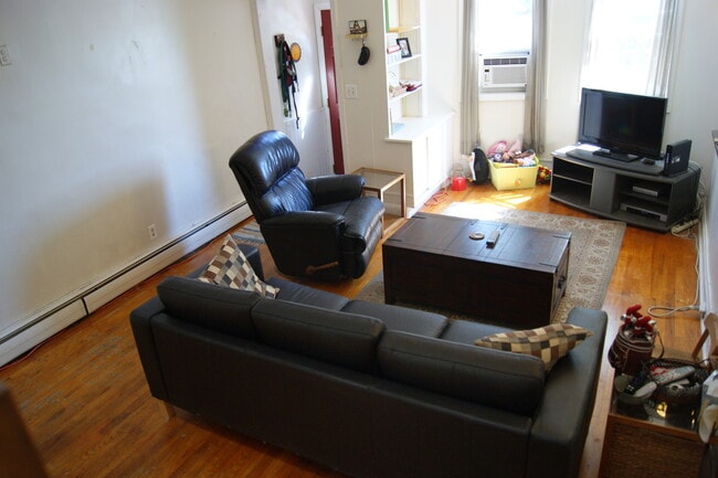 Photo - 3444 Chestnut Ave