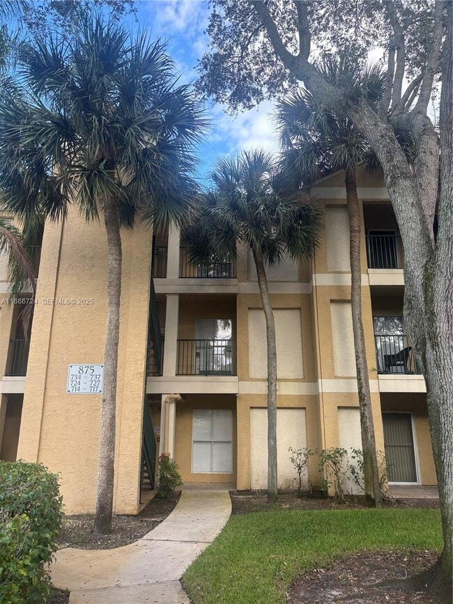 Building Photo - 875 Riverside Dr Unit 737