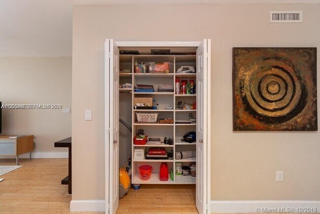 Photo - 1140 99th St Unit 1