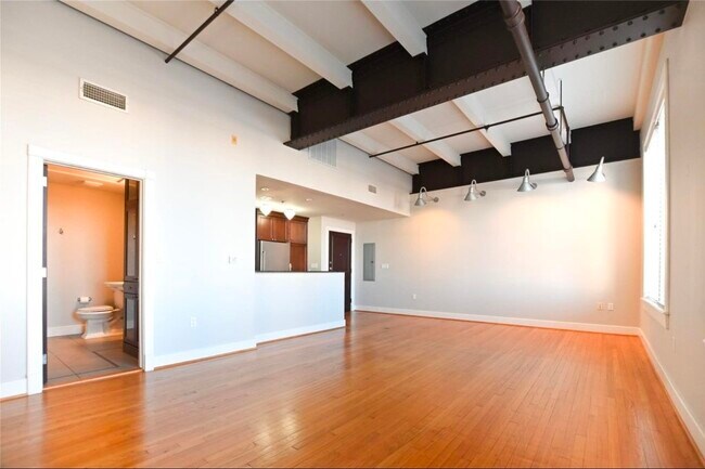 Photo - 415 22nd St Unit 4B