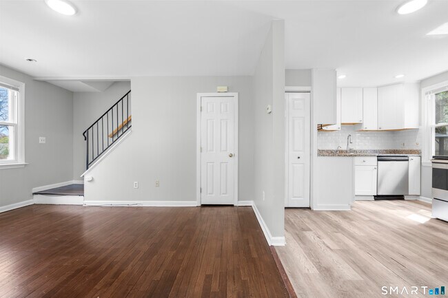 Photo - 224 Melville Dr Unit 224