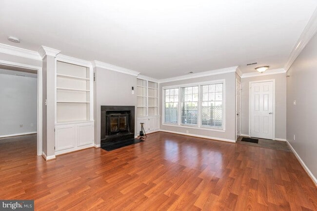 Photo - 20507 Shadyside Way Unidad 10-1