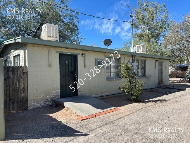 Photo - 1 Bed / 1 Bath - OWNER/AGENT Unit 1