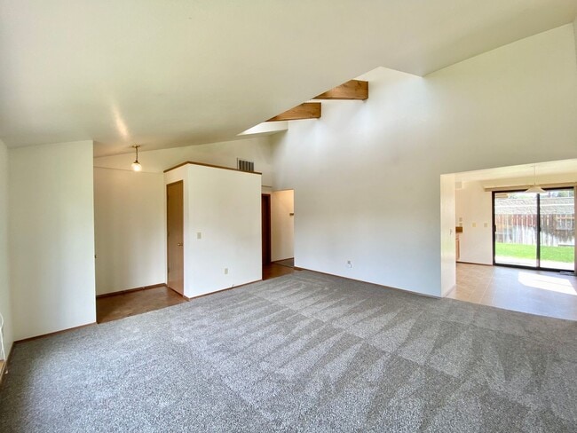 Photo - 3219-3219 Vincenta Dr Unit 3219