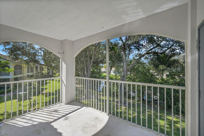 Photo - 815 Boynton Beach Blvd Unidad 14-201