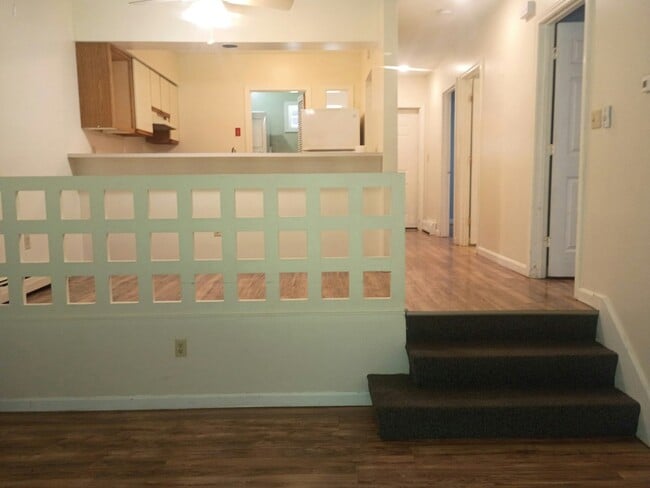 11 RiverBend Dr Unit 25-4
