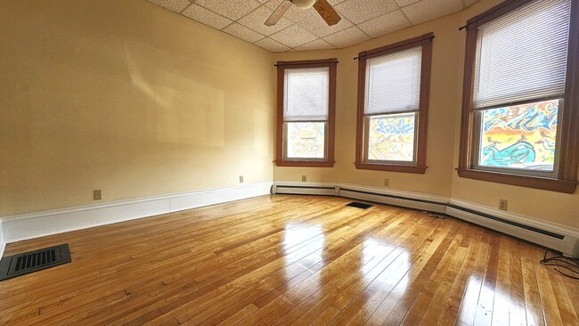 Photo - 234 Pearl St Unit APT 4