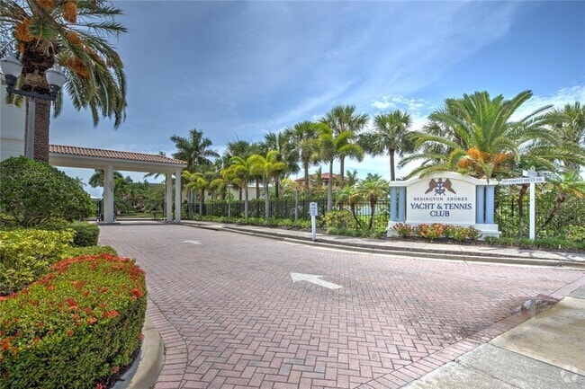 Building Photo - 17717 Gulf Blvd Unit 303 Rental
