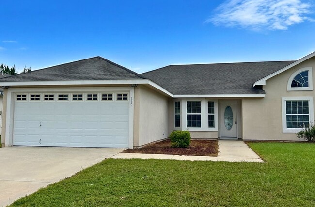 Building Photo - 3/2 centrally located!! Rental