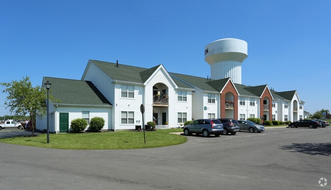 Photo - Charter Club Apartments