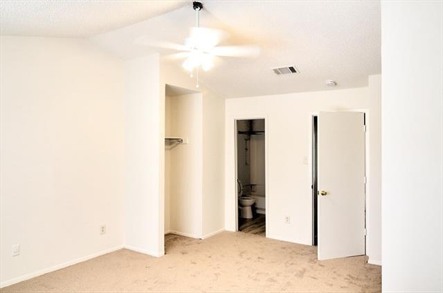 Photo - 9563 Olde Towne Row