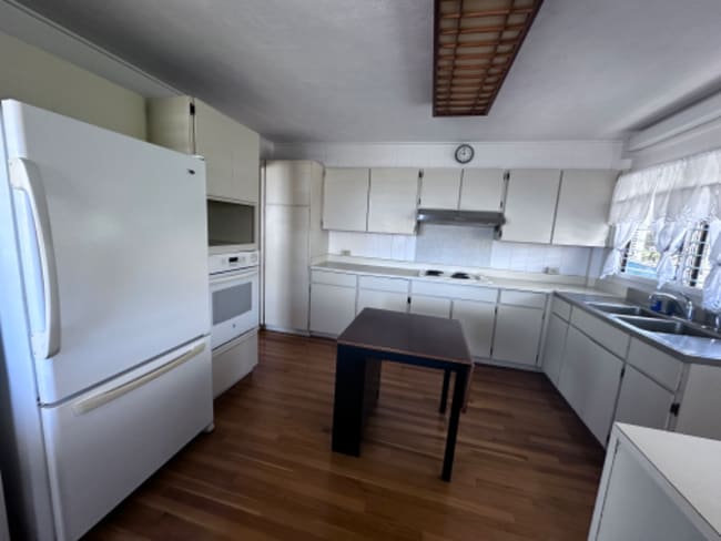 Photo - 954 Alewa Dr