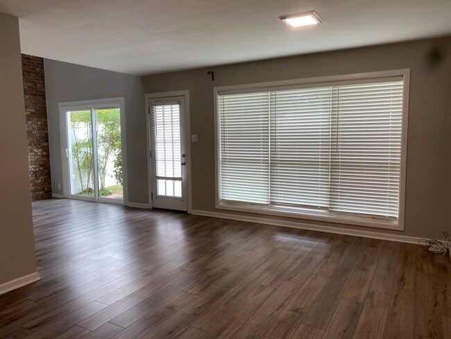 Photo - 1420 Accomac Pl Unit 23