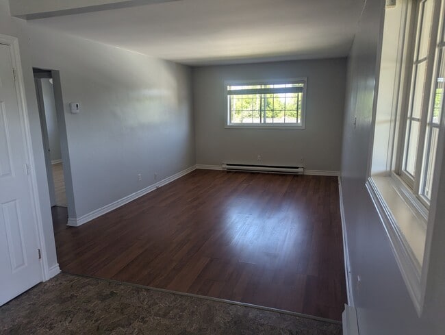 Photo - 956 Meadow Ave Unit 956