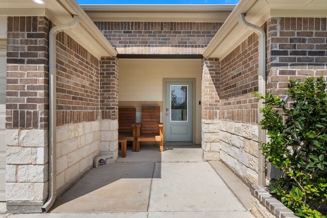 Photo - 829 Margay Lp