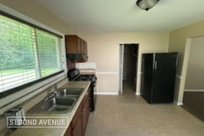 Photo - 733 Union Dr