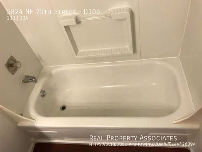 Photo - 5824 NE 75th St Apartment Unit D106