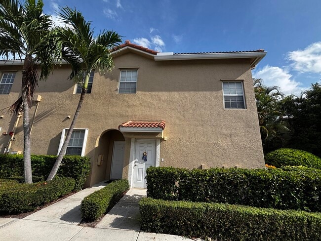 Building Photo - 105 Lighthouse Cir Unit H