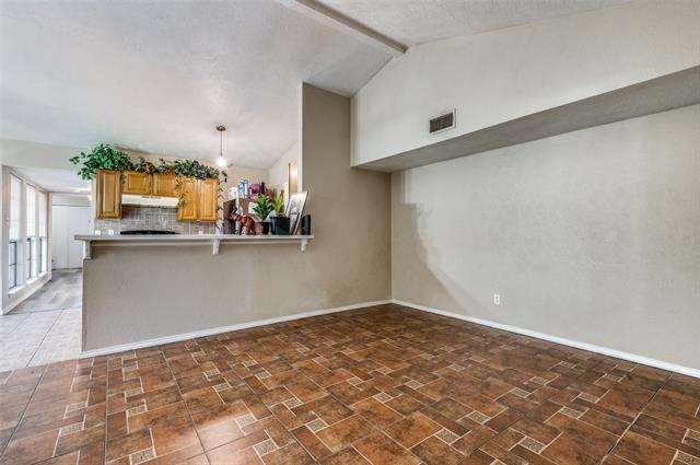 Photo - 7037 Pineberry Rd
