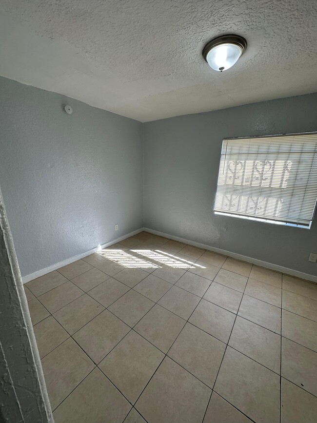 Photo - 312 Acosta St