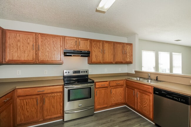 Photo - 362 Summer Bend Rd