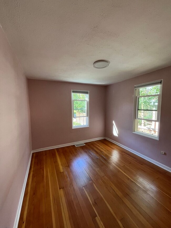 Photo - 934 8th St Unit A (Main Floor)