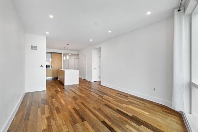 Photo - 77 Hudson St Unit 2708